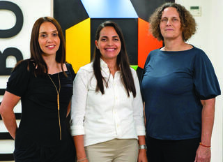 מימין: פרופ' שרון ערמון־לוטם, ד"ר הדר אבוטבול־עוז ופרופ' כרמית אלטמן