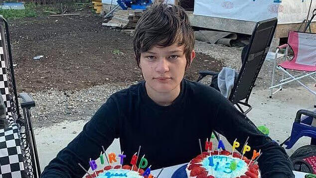 קנדה ג'סי ואן רוטסלאר ביצעה את הטבח ב טמבלר רידג'