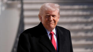 נשיא ארצות הברית דונלד טראמפ בשיחה עם כתבים