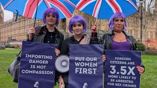 דמותה של אמיליה וההפגנות