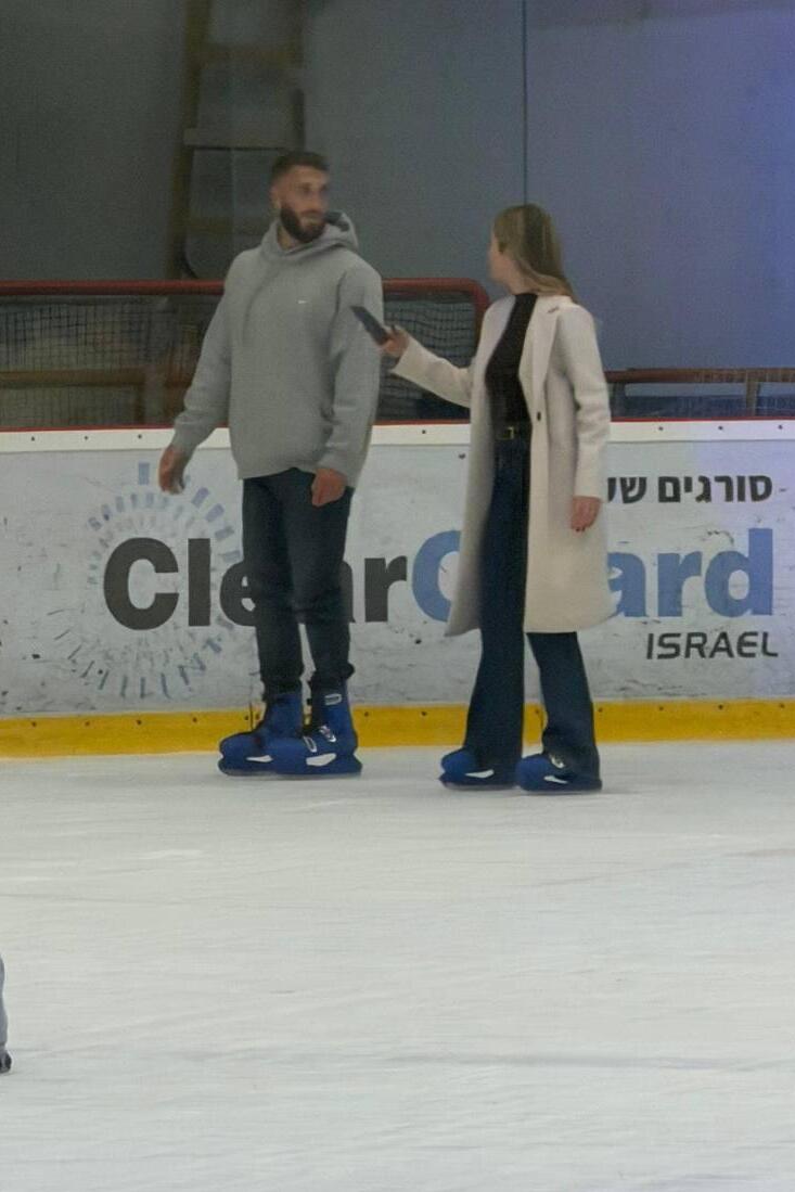 עדי הימלבלוי ובן זיני החלקה על הקרח פברואר 2026