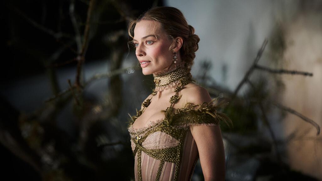 מרגו רובי בפרמיירה של "אנקת גבהים" בלונדון, 2026