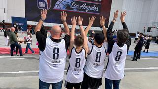 ישראלים שבאו לראות את דני אבדיה