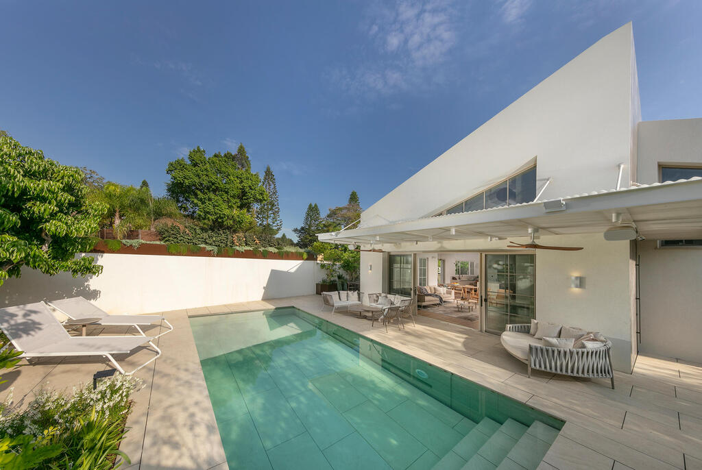 וילה ביישוב מכבים, אדריכלות ועיצוב פנים: רון שפיגל