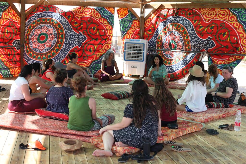 Reut Ressler leads a workshop at “Festimama” in June 2023 (Photo: Courtesy) Reut Ressler leads a workshop at “Festimama” in June 2023