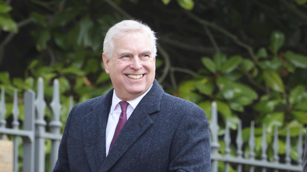 הנסיך אנדרו וגרושתו שרה פרגוסון