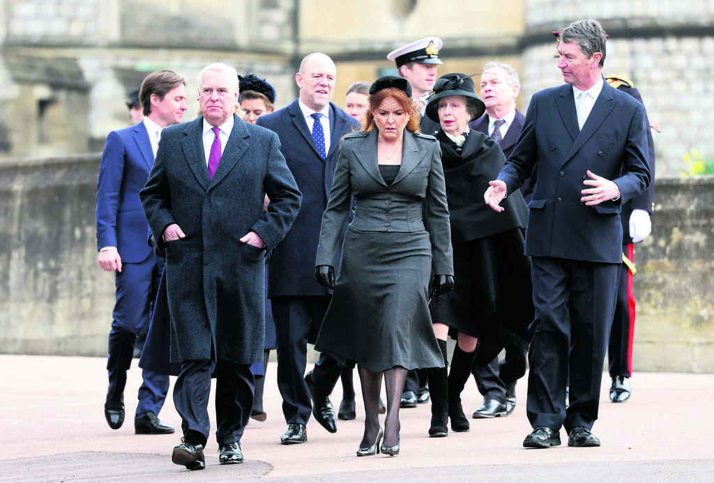 הנסיך אנדרו (משמאל) והגרושה שרה פרגוסון (צילום: Chris Jackson/Pool/AP) הנסיך אנדרו (משמאל) והגרושה שרה פרגוסון