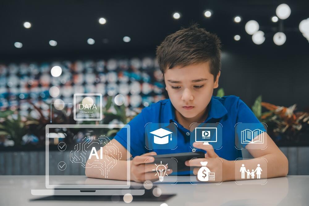 Photo: Shutterstock ילדים טכנולוגיה AI