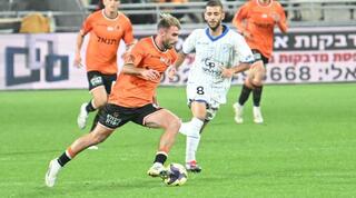 אדר רטנר רץ, דולב בלולו בעקבותיו