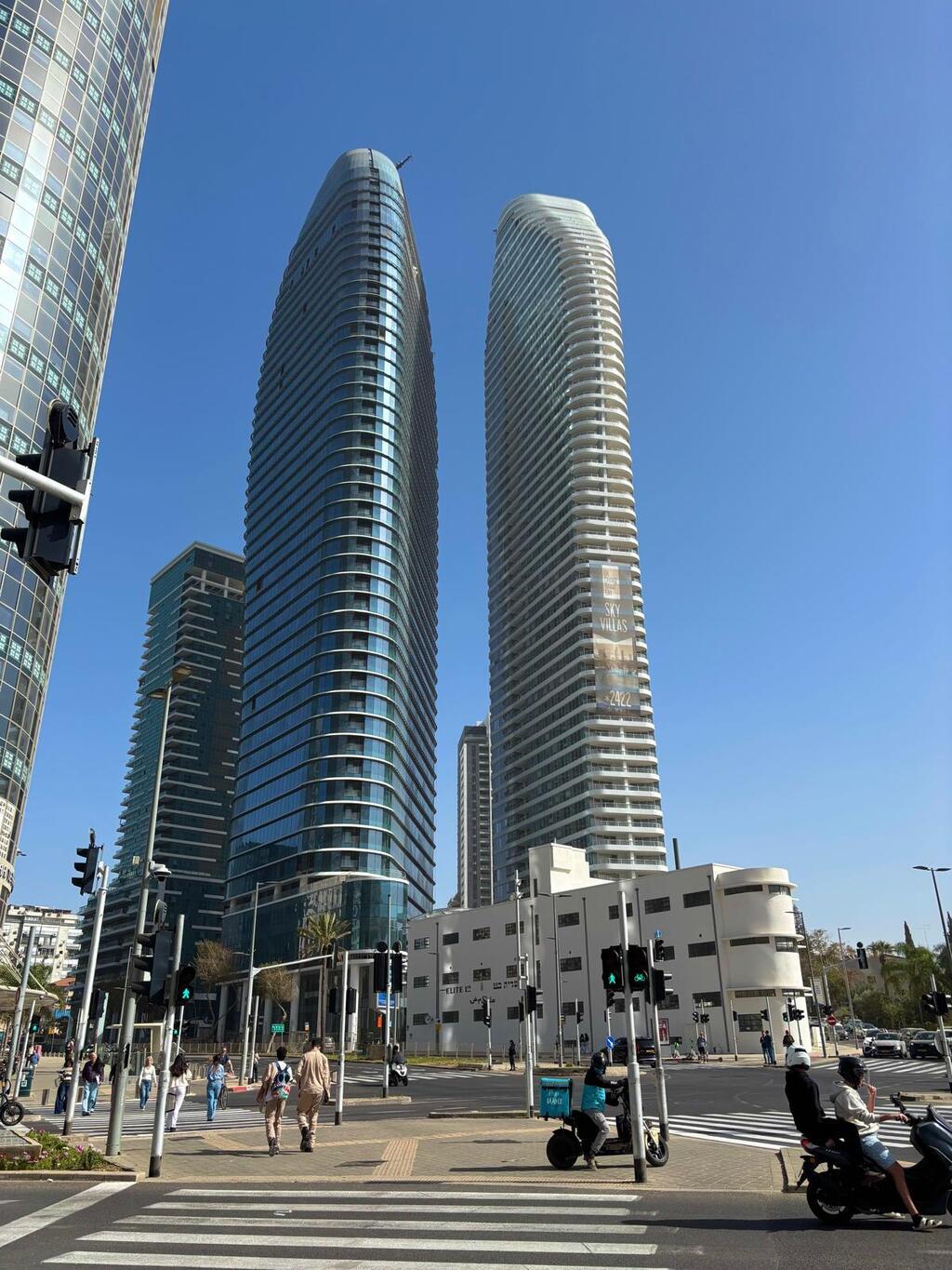 Ramat Gan is fully connected to Israel’s economic and cultural capital Ramat Gan is fully connected to Israel’s economic and cultural capital