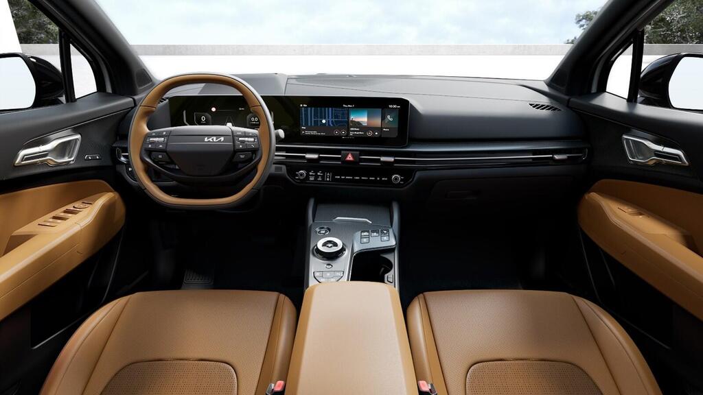 Просторный салон Kia Sportage Hybrid 