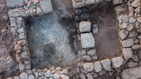 תצלום רחפן של חדר B101 (אחרי הסרת פלטפורמת האבן)