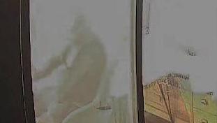 "תשלם או תמות?": צעיר נאשם שחטף גבר והתעלל בו