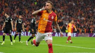 נואה לאנג בטירוף