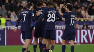 שחקני פ.ס.ז' חוגגים