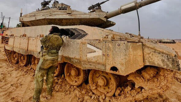 שריונריות בצהל מתנגדות למכתב הרבנים