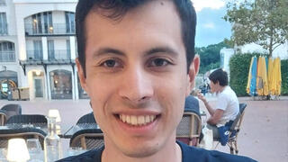 צרפת רצח פעיל הימין הקיצוני קוונטין דרנק