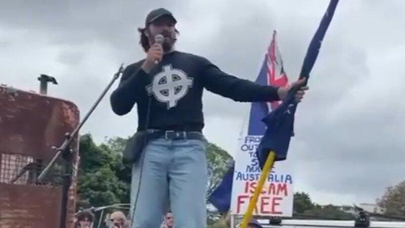 Брэндон Кушел (Фото из соцсетей публикуется в соответствии с параграфом 27א Закона об авторских правах ) ברנדון קושל בעצרת בסידני