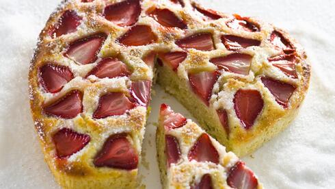 עוגת תות לימונית