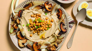 חומוס ופטריות חמות 