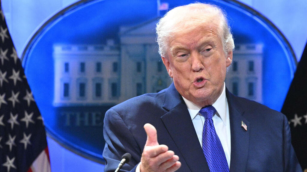 טראמפ "מתוסכל ושואף למפגן כוח דרמטי באיראן", אך מפקדי הצבא מזהירים אותו