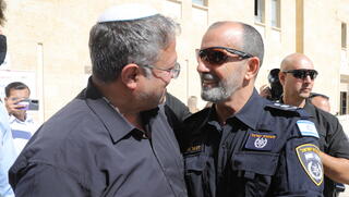 יום הולדת לשר, המפכ"ל אישר לכל הניצבים להשתתף