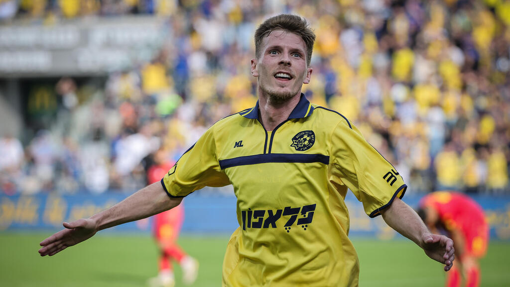 שחקן מכבי ת"א אמיר סהיטי