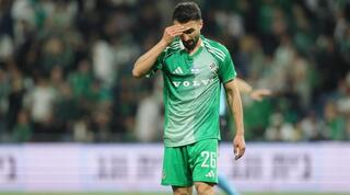 מיכאל אוחנה תופס את הראש