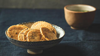 עוגיות חמאה, תבלינים ופולי קפה
