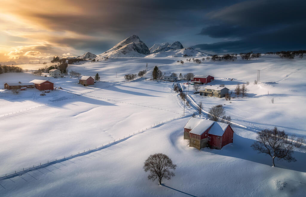 שקיעה בלופוטן