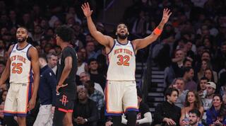 קארל אנתוני טאונס חוגג