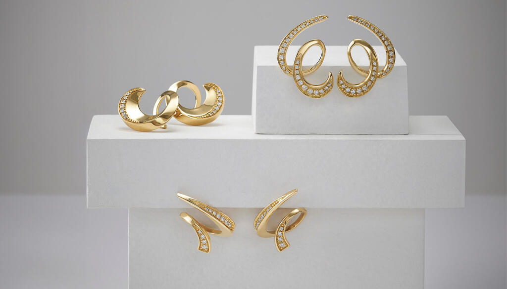 Украшения INFINITO SINGULAR из желтого золота 18 карат с бриллиантами 
