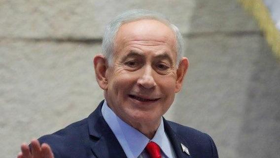 רה"מ בנימין נתניהו במליאה - דיון 40 חתימות