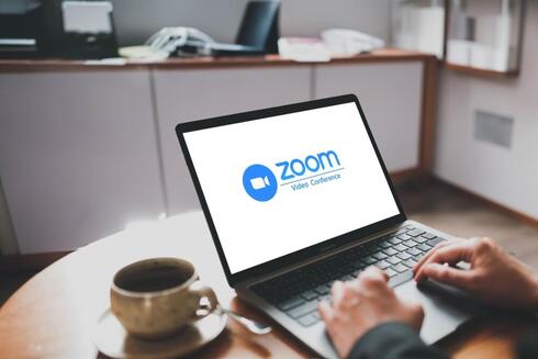 אפליקציית זום