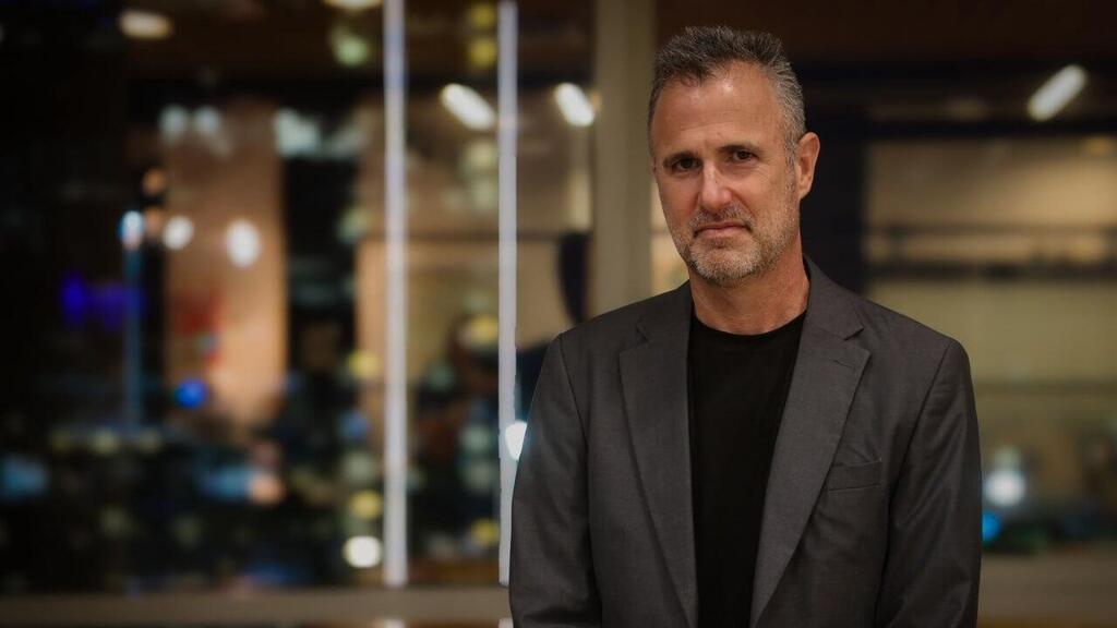 Адвокат Нир Яселович עו"ד ניר יסלוביץ