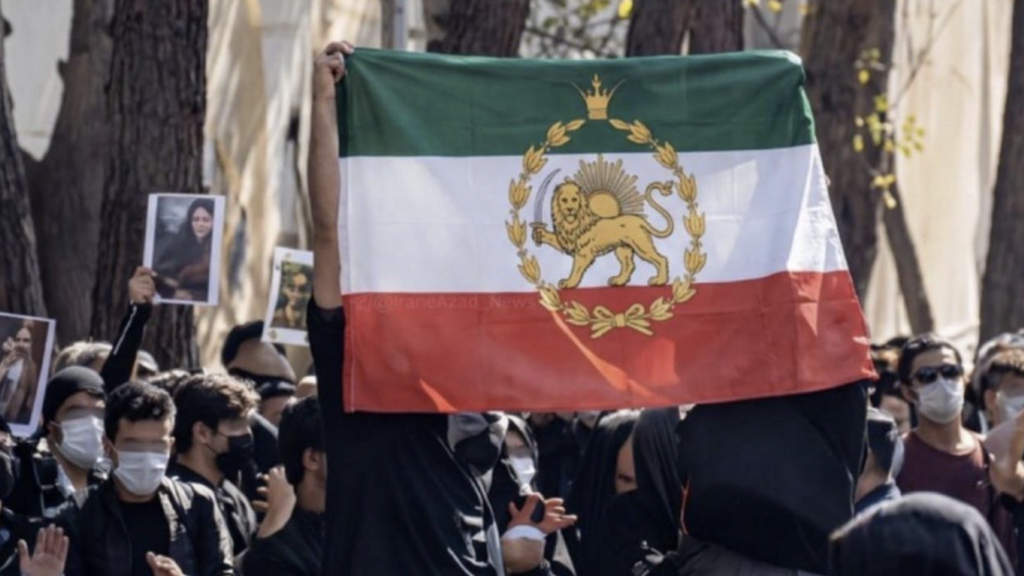 Students supporting Reza Pahlavi chanted slogans in his favor across several universities