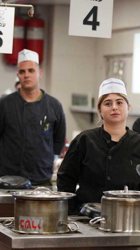 טבחים צבאיים