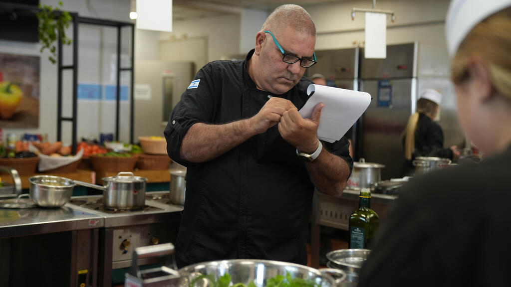 טבחים צבאיים