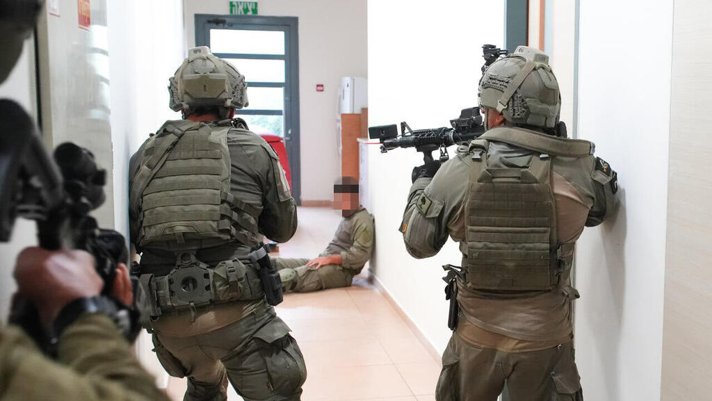 תרגיל של יחידת פרא (לוט"ר גולן) במושב נטור