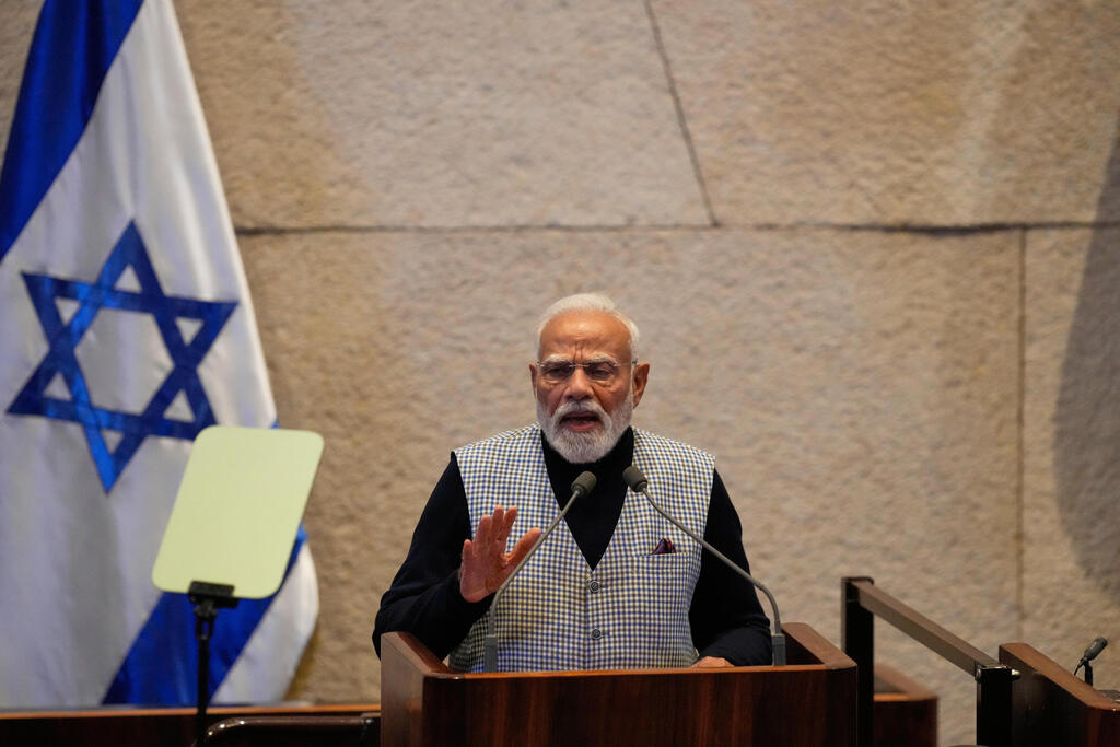 Photo: AP Photo/Ohad Zwigenberg ראש ממשלת הודו נרנדרה מודי בכנסת