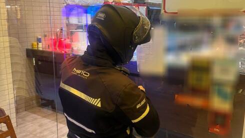 סגירת שיפודי פינת השלושה בתל אביב