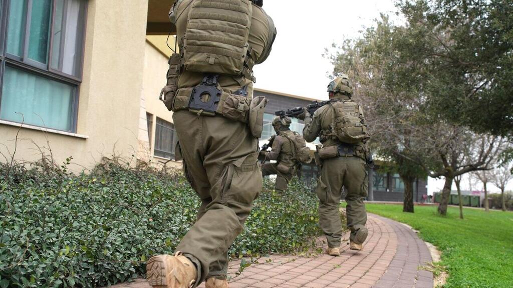 תרגיל של יחידת פרא (לוט"ר גולן) במושב נטור