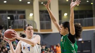 שחקנית מכבי ר"ג גילי אייזנר