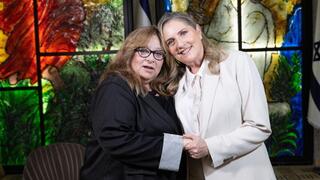 מיכל הרצוג וסליביה קוניו 