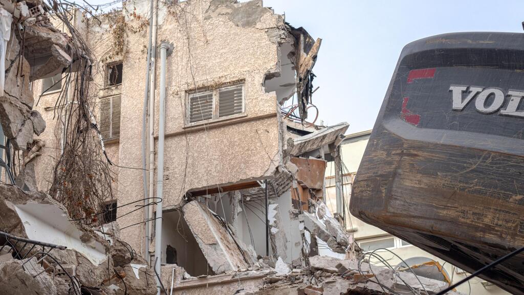 הריסה בפרויקט התחדשות עירונית ברחוב זבוטינסקי בתל אביב