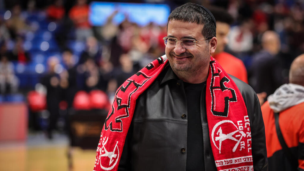 בעלי הפועל ת"א עופר ינאי