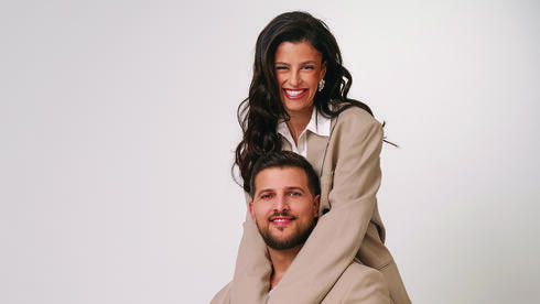 "שואלים את בן זוגי אם לא קשה להיות עם מישהי שעדיין אוהבת את האקס"