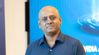 סאטיש לייר, דל