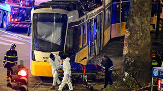 זירת ההתרסקות של הרכבת הקלה במילאנו