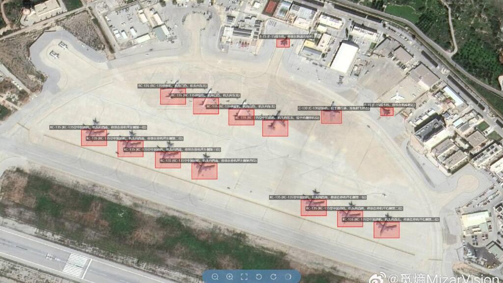 מטוסים אמריקניים בכרתים